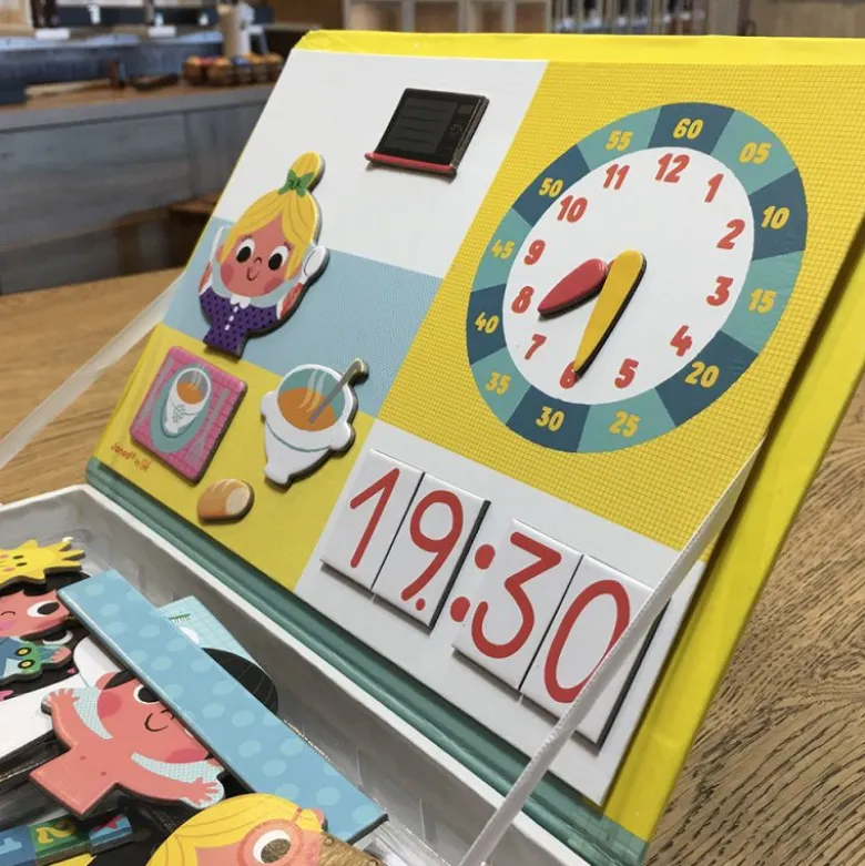 Apprendre à lire l’heure facilement grâce au jeu Magnetibook