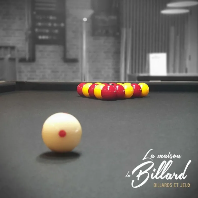 Jeu de billes Aramith 50,8 Pro Cup : les boules de billard de compétition