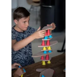 Piks 64 pièces. Le jouet créatif qui mélange équilibre et construction